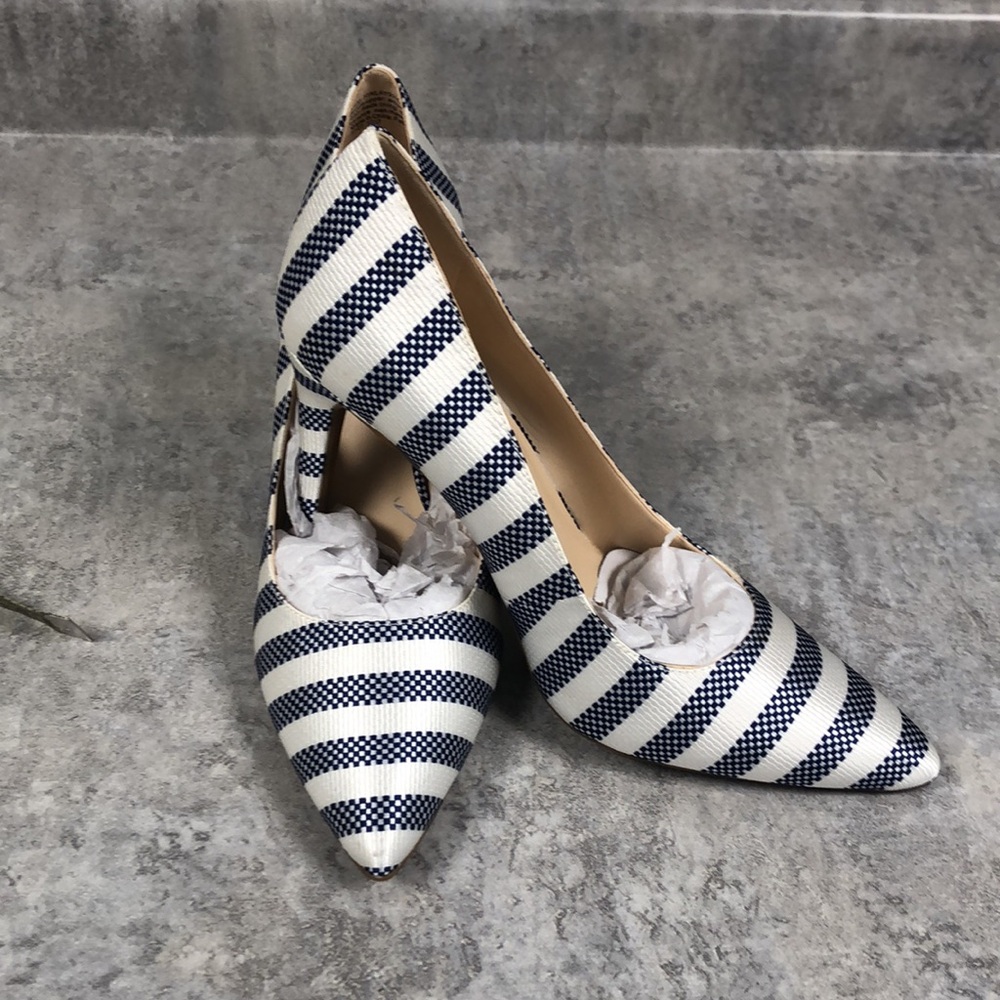 Nine West brand new pumps